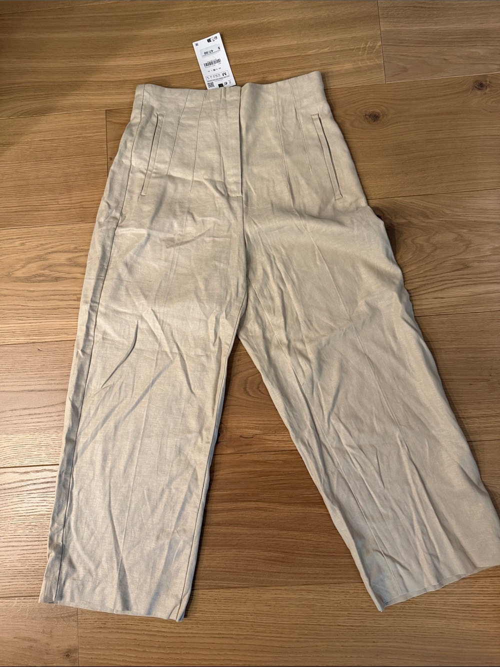 Women’s Zara Beige High Waisted Straight-Leg Trousers New with Tag